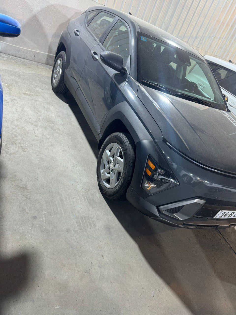 سلام عليكم كونا 2025 أمريكي دخول جديد ا
موصفاته 
بصمه +بصمه أبواب
دخول ذكي 
تشغيل عن بـــــعد 
مكينه 2000 دوش 
قياده ذاتيه 
تحديد مسار 
منفذ شحن امامي خلفي 
شاشه كار بلي 
كأمره خلفيه 
رادار امامي جانبي خلفي 
مكانه / البصره 
هـ/***********
