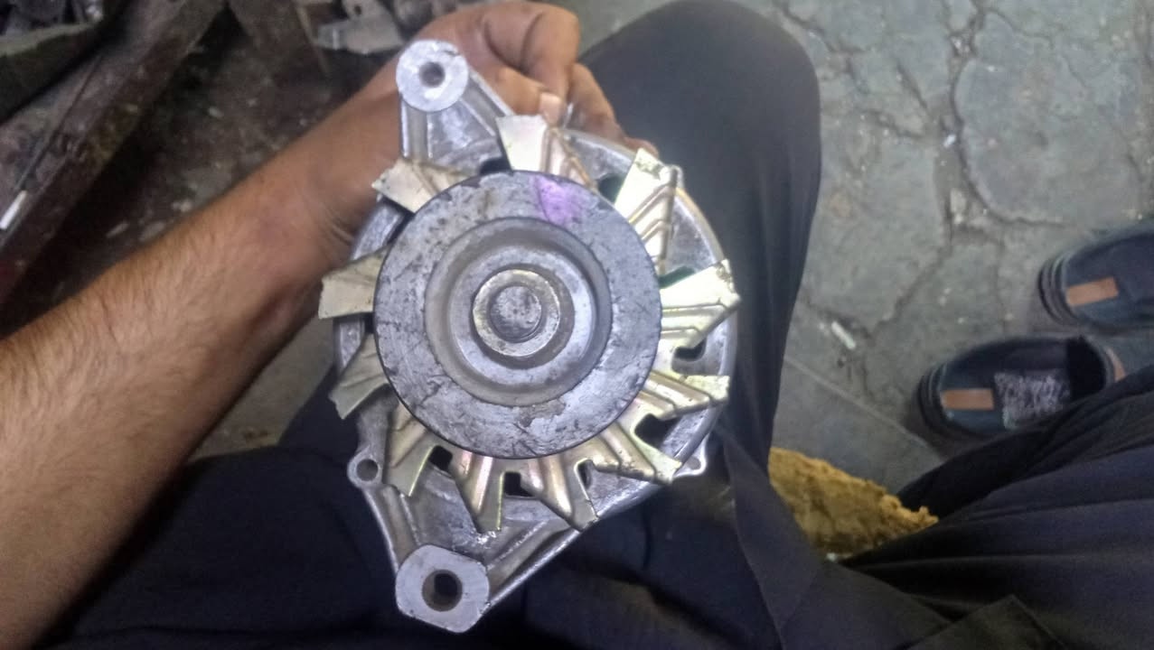 داينمو ماز 24فولت***********
ترهم على ماز وعلى الكاز
