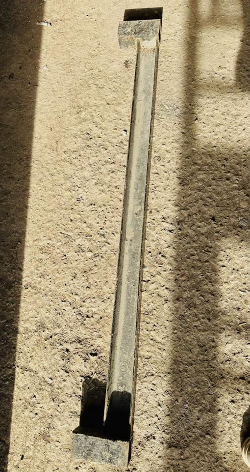 محجر كيا حمل مال فنتيره قماره وربع 7جنكال ثقيل هوك جنل العنوان بغداد مدينة الصدر نهاية شارع الفلاح كلفني 350 واريده ب300.. ***********
