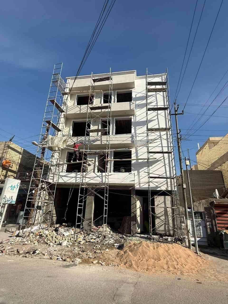 كادر مختص بأعمال اللبخ الفني والواجهات الحديثة 🏗️
إلى أصحاب المنازل والمشاريع في كافة أنحاء العراق، نعلن عن استعدادنا لتنفيذ كافة أعمال اللبخ والإنهاءات الخارجية والداخلية بدقة واحترافية عالية.
✅ اختصاصنا يشمل:
لبخ الثقل: جدران مستوية تماماً.
تقطيع الواجهات: تصاميم هندسية فخمة.
الجرارة والتشميع: إنهاء فني متقن.
النتر والطلس: جمالية ومقاومة للظروف الجوية.
⚒️ شعارنا: "دقة في الموعد.. وإتقان في العمل"
📞 للتواصل والحجز (اتصال + واتساب):
ابو محمود ‏‪0774 062 5115‬‏
👤 محمود أبو الشيخ: ***********
👤  أبو رفاعي: ***********
نصلكم أينما كنتم.. عملنا يرضي الجميع وبأسعار مناسبة
