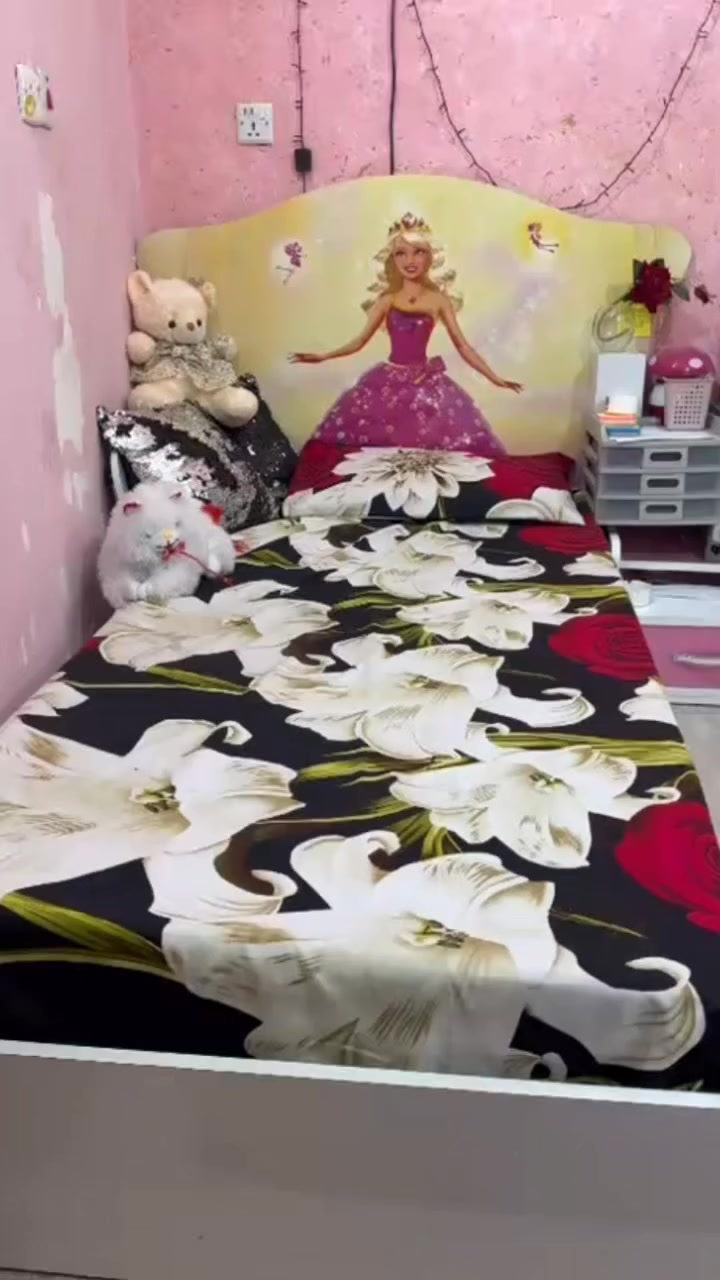 غرفه بناتيه نضيفه جدا تحتوي ع سرير عدد 2


**إذا كنت صاحب هذا الإعلان وتريد حذفه لأي سبب، رجاءا أرسل رسالة إلى الدعم الفني**