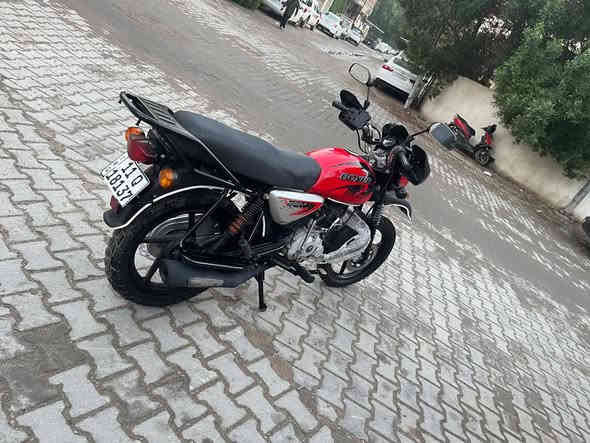 للبيع
سلام عليكم بوكسر موديل 22 شكل 23مرقمه سنويه ولوحات انكليزي مكفوله كفاله عامه تحويل ثاني يوم مكاني بغداد 
*********** موجود واتساب
