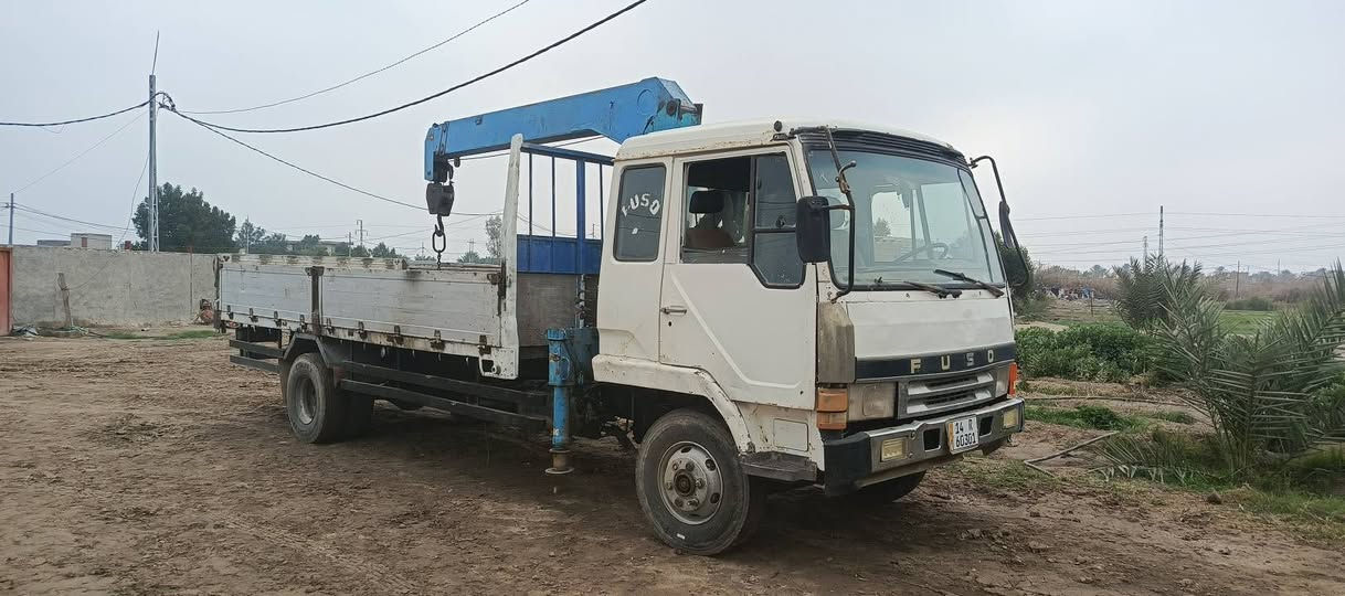 سلام عليكم كرين للبيع فوزه مربع محرك وكير واكسن مكفولات تخم تاير رقم انكليزي بسمي السعر  145 وبيه مجال اتصل 
***********  بابل الشوملي
