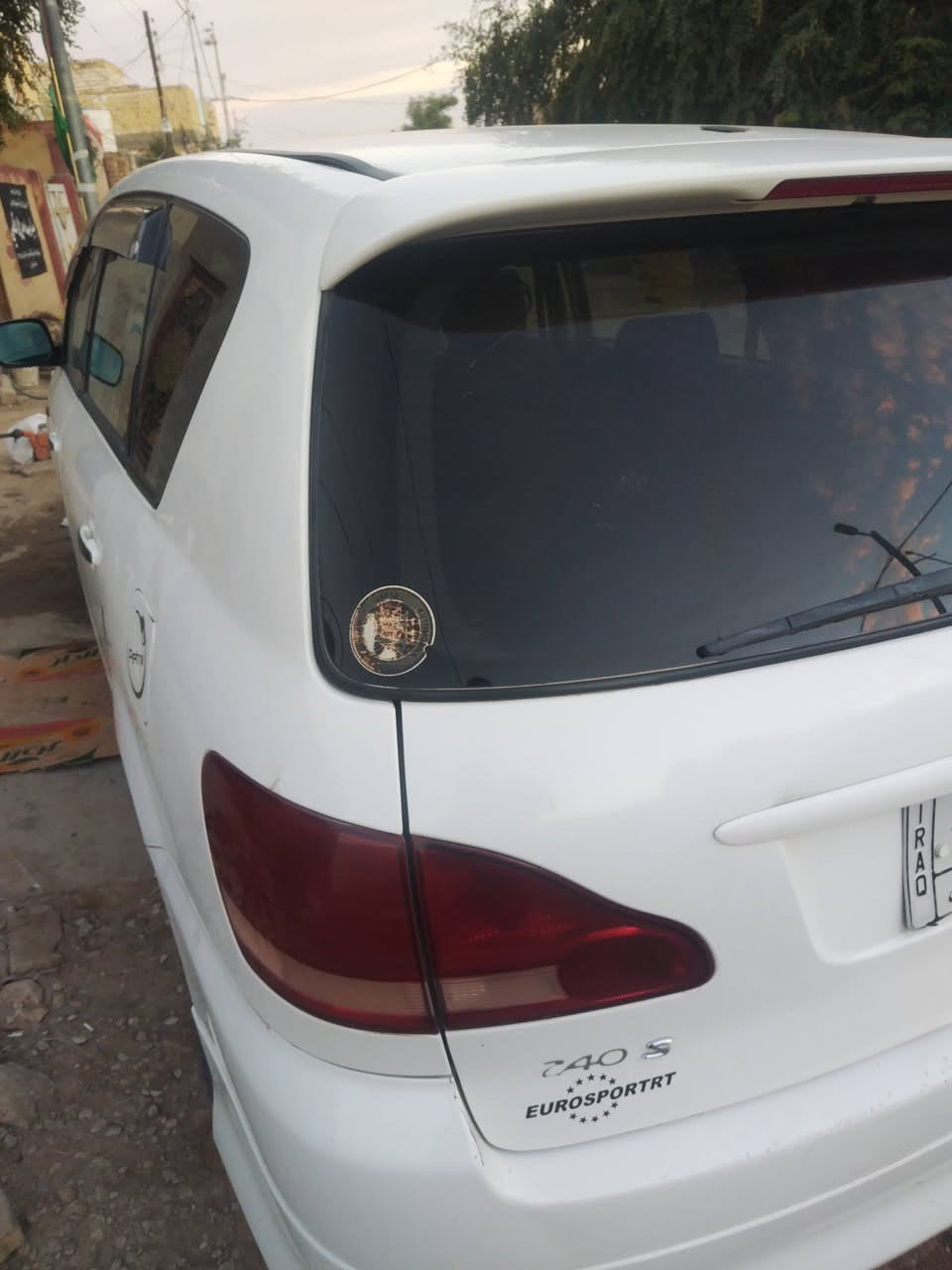 سياره ابسم 7راكب موديل 2003مشروع وطني كير ومحرك وتخم تاير وحداديه وكرهبيات كله شغله رقم  مالك سياره ***********
