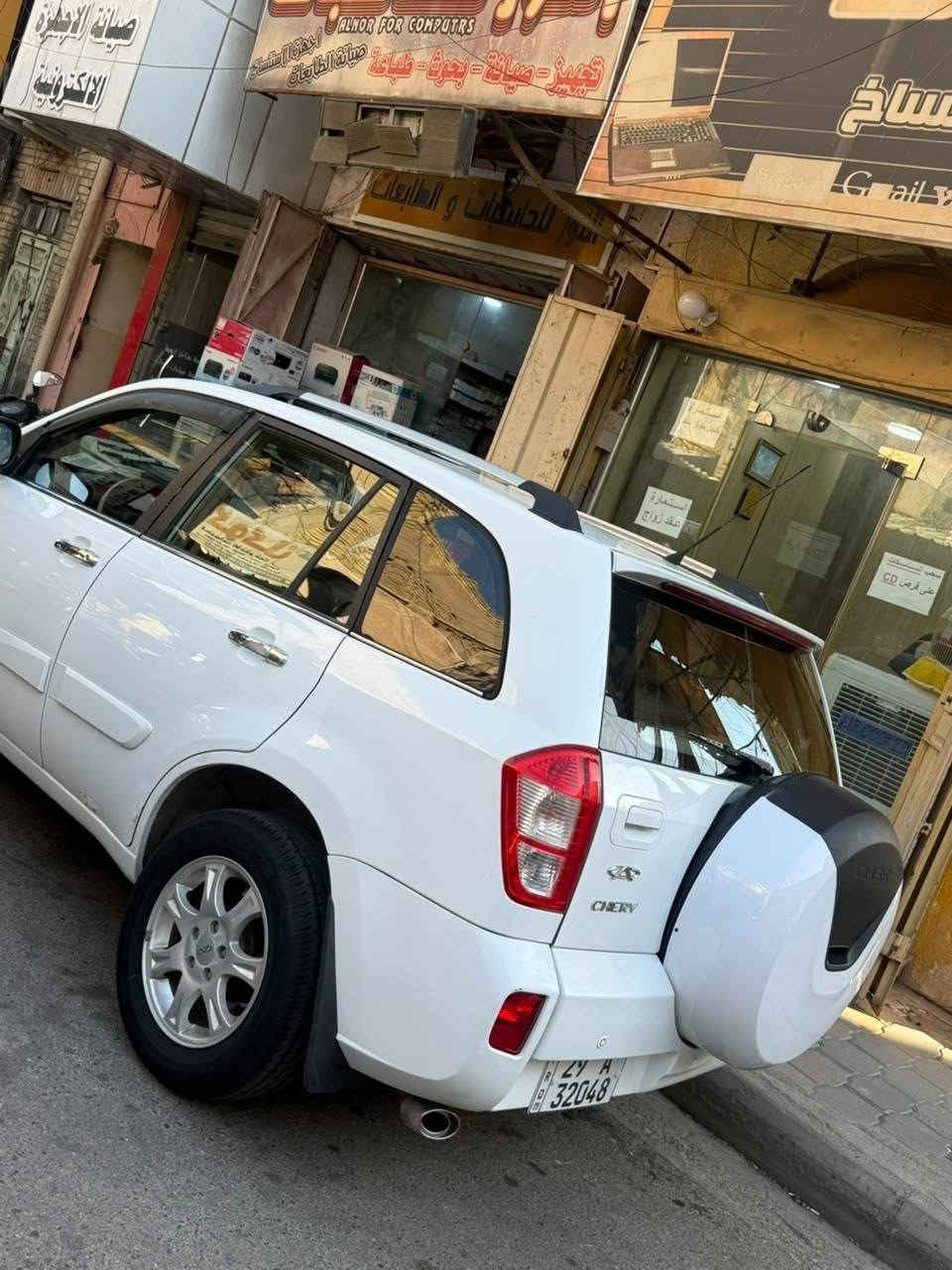 السلام عليكم
للبيع تيكو مديل 2015 كير قفل اوتاماتيك  
مكفولة كفالة عامة بيها رصعة بل بنيد اموضح بل سونار 
السيارة وضع الشركة لا خياس ولا ضرر ولا نقص السيارة جاهزة للفحص الشامل محرك كير حدادية وكلشي بيها شركة حتة السبير وغراضة معروضة السيارة بسعر 85 وبيها مجال للمشتري ونشالله بل خير على الياخدها سيارة حلوة ورقمها جديد وبسمي وهزة جديدة عنواني الكوت الخاجية ***********

