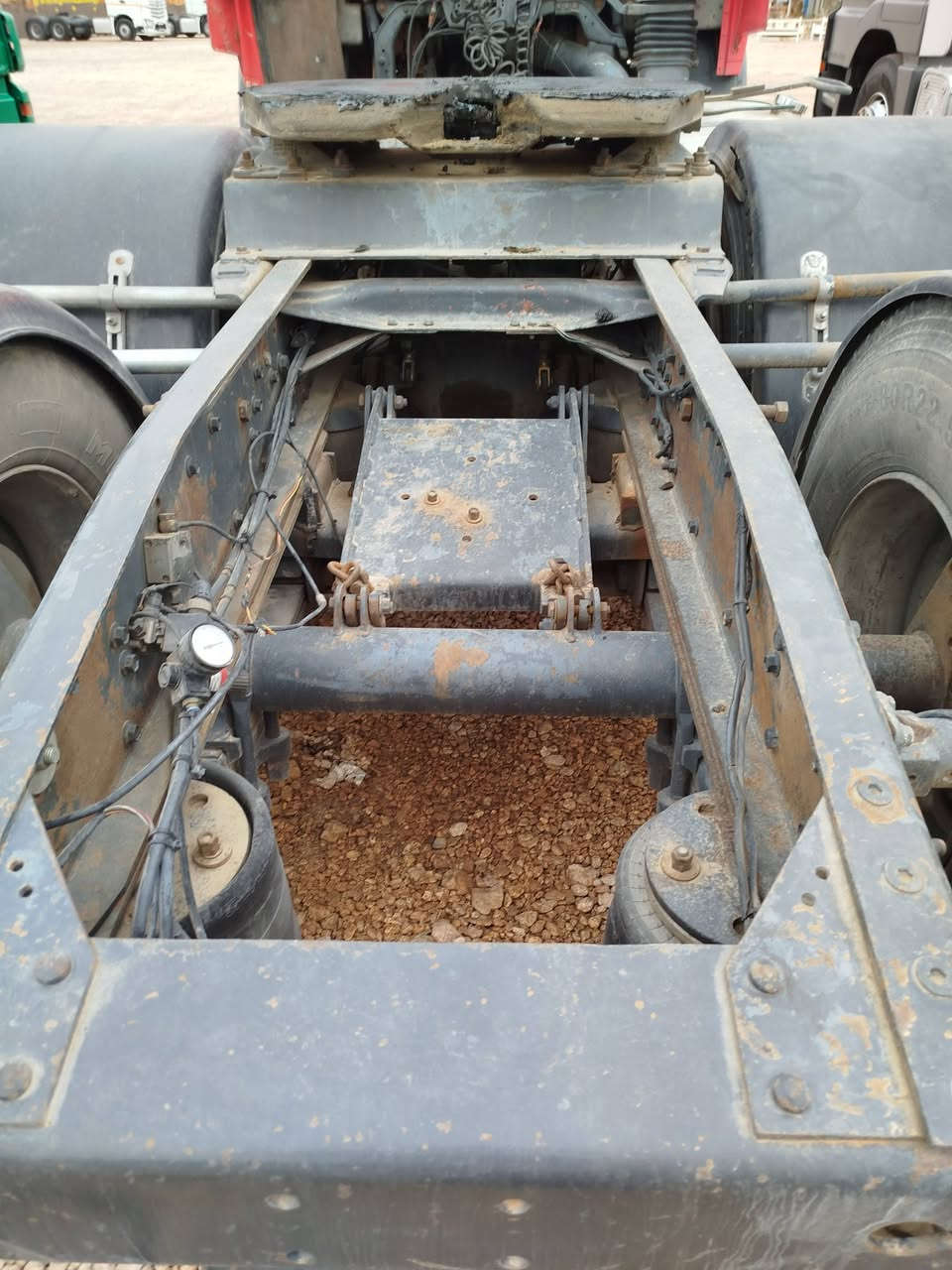 للبيع كرواتي سنكل خلفي مزوج تك ومطوله حجم 50 كير عادي قليچ مربوطه صهريج رقم بغداد موديل 1995 متواجدة في معرض بغداد الحديث العنوان الانبار الرمادي خط سريع الاستفسار ***********
