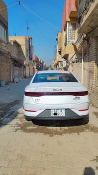 يالله .. Qin plus مرقم بغداد مكفووول بحالة الشركة ماشية5700 الكلي .. م...