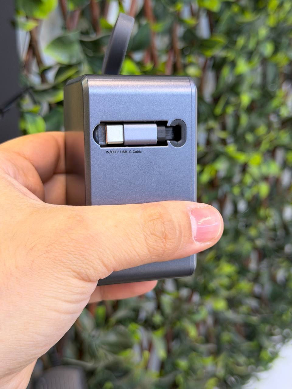 لاول مره في العراق 
العملاق البريطاني VELOXY وبضمان سنة كاملة 
شاحن طوارئ حجم 20,000mAh وبقدرة 70w يدعم شحن فائق السرعة 3.0 ( للاجهزه التي تدعم 3.0 )
اربع منافذ للشحن + كيبل تايب سي فيته
 

————————-

السعر  ٥٥  الف فقط

————————
توصيل كل العراق ٥ الأف 
————————-
للحجز او الاستفسار المراسله على الواتساب

***********

***********

————————-

العنوان شارع فلسطين مجاور الكوخ 
مكتب H&H
————————-
رابط جميع برامج التواصل 
https://heylink.me/hussein.handh/
————————-
رابط الانضمام لكروب الواتساب

https://chat.whatsapp.com/FvFJNN4B3DU3r8Zw96uhig?mode=gi_t

رابط الانضمام لقناة الواتساب

‏ https://whatsapp.com/channel/0029VbCZofYISTkPK9NW1729
