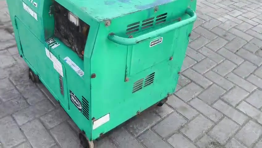 مولده كاتم كاز نضيفه جداا استخدام قليل نقص بطاريه فقط السعر ٨٥٠ الف
رقم الهاتف.      ***********
