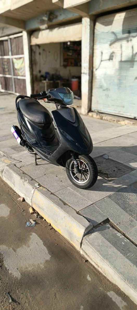 السلام عليكم ماكس عدله مزوده 55 كفراته اصليه وشلعه ومعدل تخبل شغاله سلف هندر السعر550 وبيه مجتل بسيط
***********
