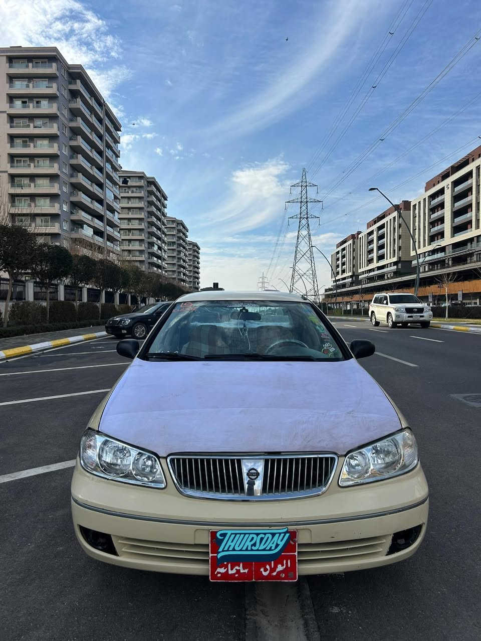 نیسان سەنی مۆدێل ۲٠٠٦ ماشەڵا سایەرەکە جوان و مەزبوتە ماڵی دۆستە قرچێکی بەسیتی دوای هەیە بۆنیتی ڕەشە سەنەوی مانگی ۱٠ ی ۲٠۲٤ بەسەرچوە ، مەکینە سپیە گێڕوو مەکینەی بە شەرتە گەرمیو تەبرید لەسەر سیوچ مەزبوتە ئەگەر موشتەریت تەلەفۆن بکە لە خزمەتام ئەگەر موشتەری نیت نەسەری خۆو بیەشەنە نە سەری من نرخ ۹۸ گەڵاومعامەلەیە برایانە ٠۷۷۲٦۷۷٤٠۲٥
