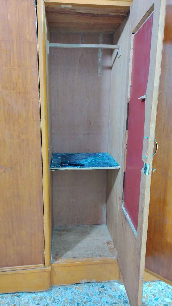 السلام عليكم عندي كنتور 5ابواب نضيف مستعجل على بيعته 185نضيف كلش شراي يتصل مامتواجد على الخاص اتصل على رقم***********مكاني نجف شارع المطار الشراي معروف يتصل على رقم النجف, العراق
