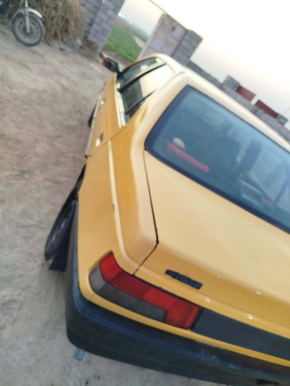 بيجو 2009
رقم انكليزي باسمي 17 ورقه. سنويه 30 سياره خير من الله
***********
