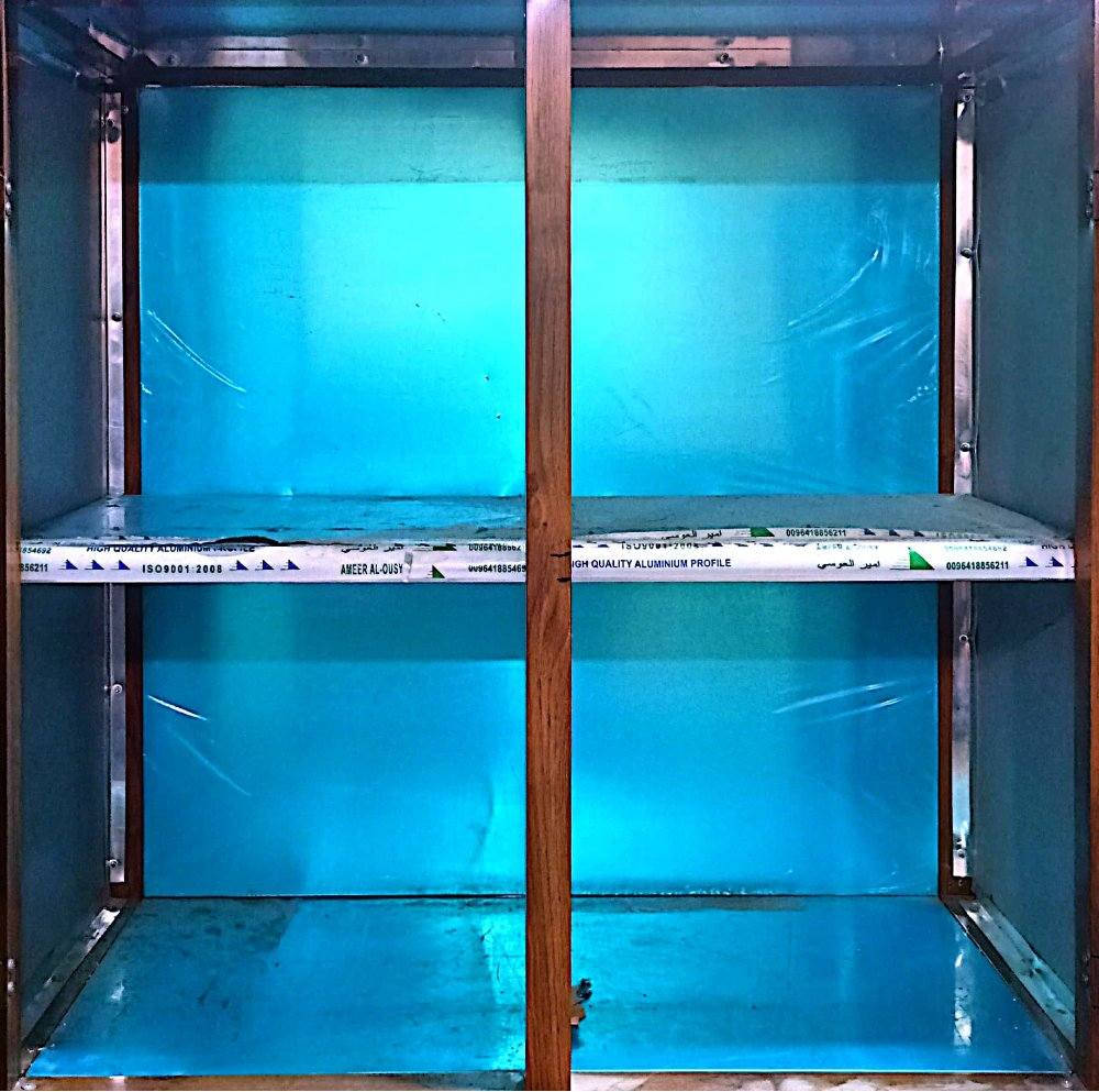 السلام عليكم ورحمة الله وبركاته 
قنصور ألمنيوم أصلي للبيع
نظيف جداً 💯
أربع أبواب  مقطعه 

السعر 200 ألف و بي مجال 
الموقع: سديرة وسطى
للاستفسار ***********
