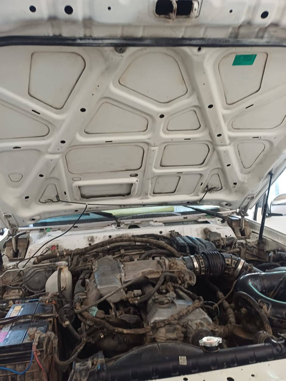 اخوان سلام عليكم نيسان باترول البيع مديل 20008مزاد داخليه كامله معامله سويلك وكاله ام الباركوت مكينه 4800مكفوله كير مكفول دفع رباعي شقال تخم تاير جديد حداديه جديده صبق جماليه سعر 65ومجال قليل اني مكلف بنشر التصال رقم الهاتف ***********
