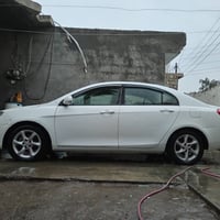 ام كراند ١٣ • محرك يارس ١٦٠٠ • كاميرا وحساسات