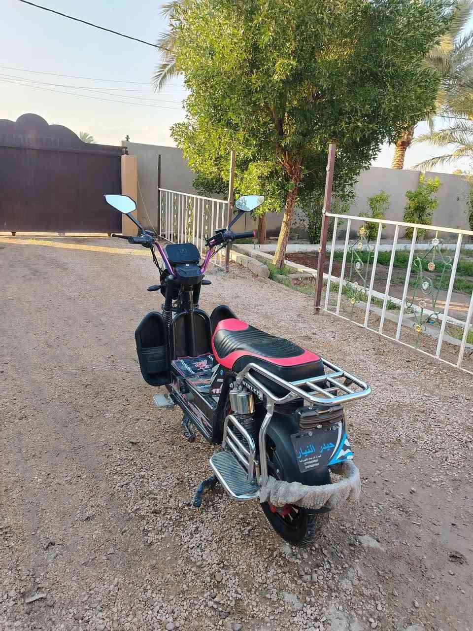 دراجه جبلي وينلي 
موديل ٢٠٢٤
فول نضافه 
 فول مواصفات بصمات عدد  ٢
تشغيل عن بعد 
كهربائيات كامله اشاير عالي ناصي 
بطاريات عدد ٦
تايرات جديده
لايت زنون  
ماناقصها اي شي
سعر 550 
رقم ***********
