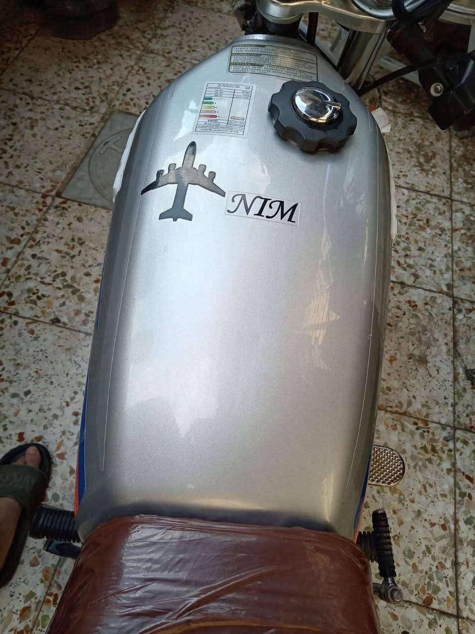 السلام عليكم
دراجه إيراني 4 كير نامه 
موديل 2026
جديده الدراجه ماطالع بيه هواي
مكفوله كهربائيات ومكينه 
السعر :750بيه مجال قليل .
مكاني بغداد حي اور سبع قصور 
رقم الهاتف :***********
مابيه واتساب
