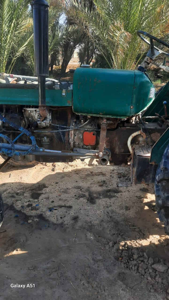 مكينة نداء جاهزه العمل موديل 95 سنويتها منتهية بل 15ورعيها موجود محرك كير باور ستيرن قماره بريك دهن تخم تاير باكيت ماتخسر عليهة ربع ورها فدان وديجر ابو الثنين ومعدلان مترين. السعر 5500 العنوان واسط قضاء الحي ناحية البشائر تصل وبيك خير ودلل ***********
