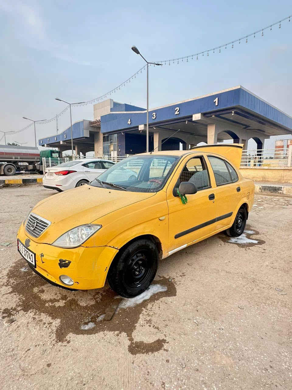 سلام عليكم طيبه للبيع موديل 15 سعر 36وبيها  مجال  سياره جاهزه  تحول ثاني يوم سياره باسمي  رقم بغداد ***********
