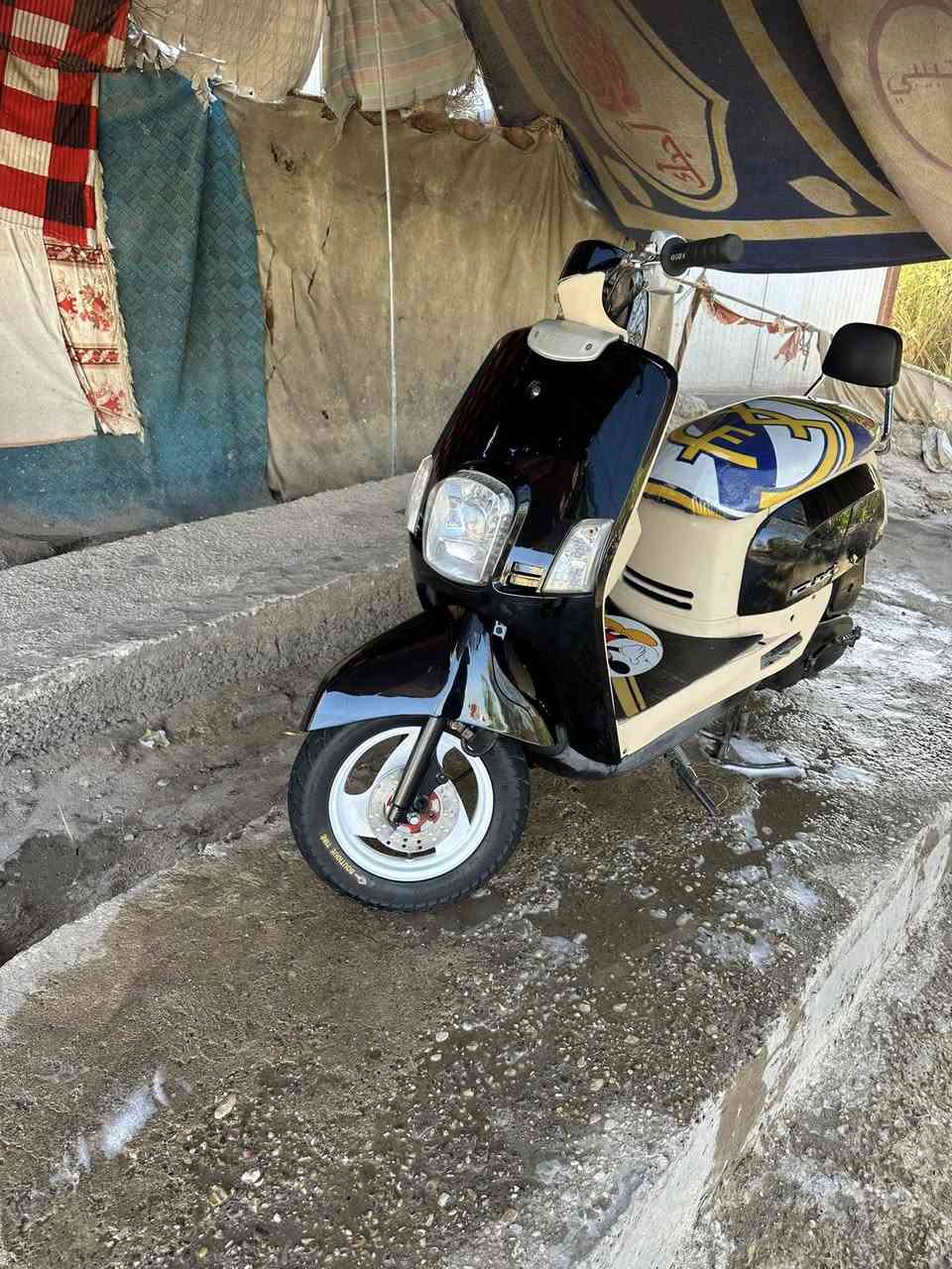 ماكس بولسي مكينة مزودة
مختمة داخل وخارج
جاهزة من كلشي
السعر 750 وبية مجال بسيط
لتواصل ***********
