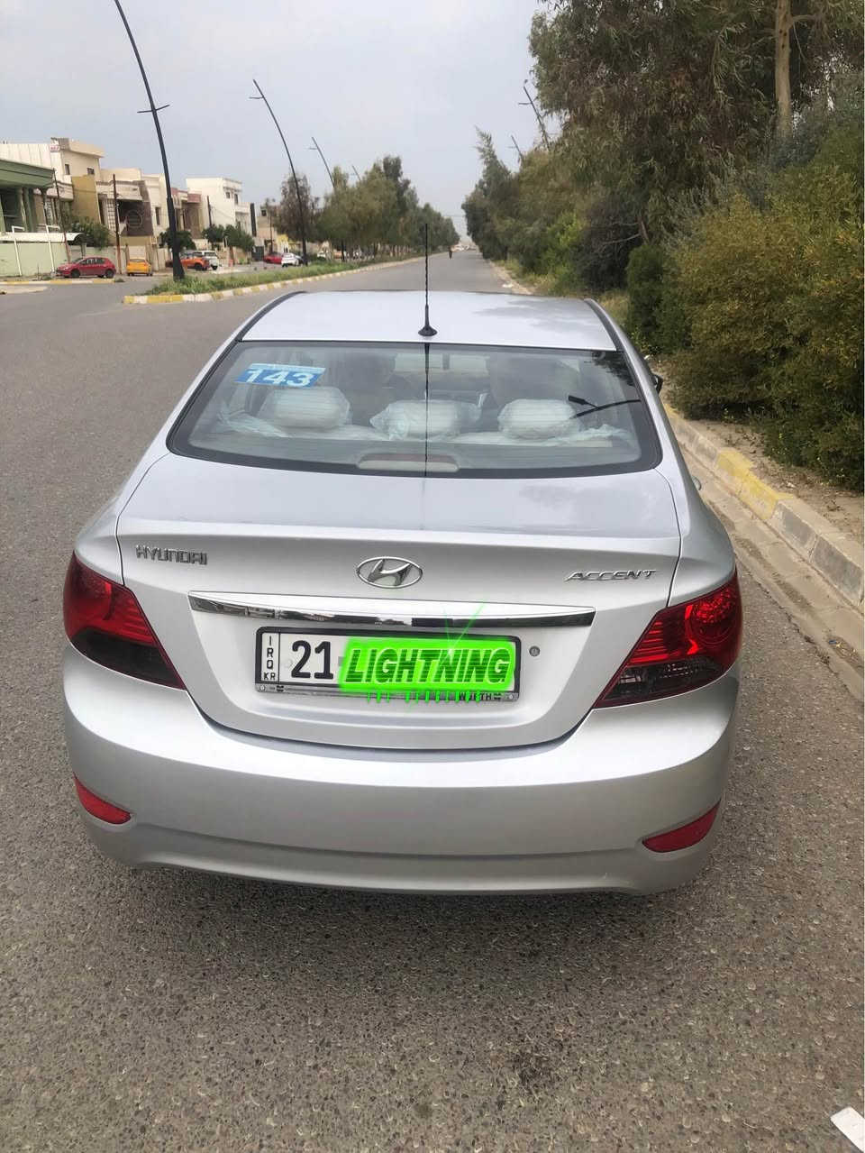 السلام عليكم 
سيارة اكسنت مضلع بلو
موديل  2011
سنويه الحد 2028 وبيه بطاقه بنزين
مكينه مفتوح بس بشرط لا صرف ولابخار وسياره جاهزه ما بيه دينار مصروف 
وترايك وين ما يعجبك فقط جاملغ امامي جهة السايق مبدله ومكانين بارد تعديل بدون دواخل كله بشرط
سعره 98 $
للاتصال 
*********** كركوك, العراق
