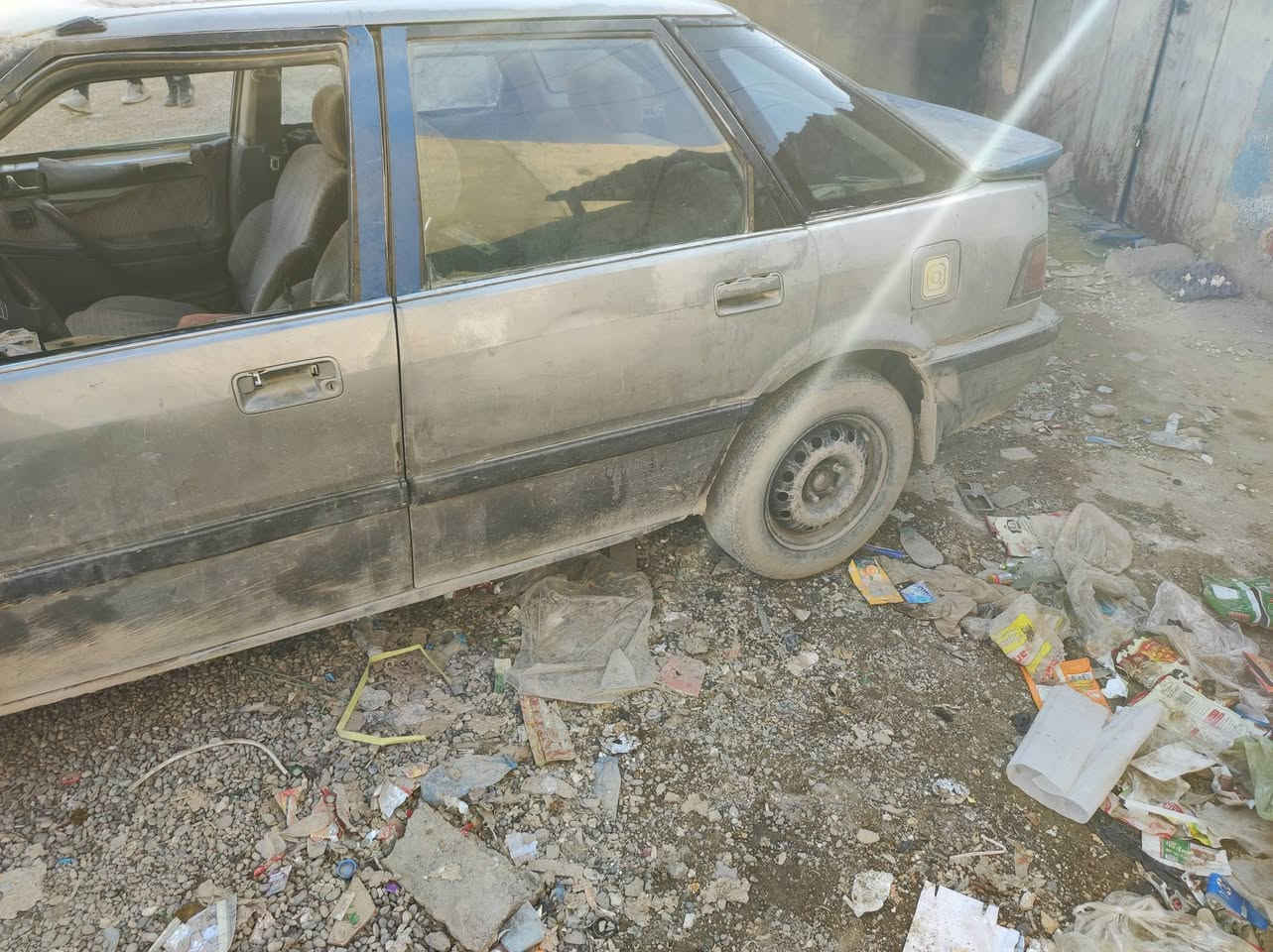 السلام عليكم هوندا كير محرك شرط بي دخن هيه وبارده تواير زينات داخل نضيف تنته  كهربائيات  كلها شغاله تدفئ نار دشبول جديد اقصاد مابيع أسعر 12وبيه مجال مراوس يرهم العنوان الشرقاط ***********
