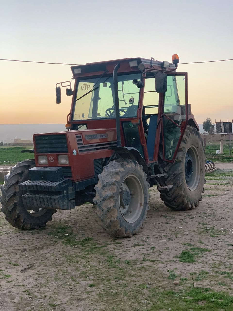 ئام تەلەکتەرە بو فەروشتن زور خاوینە دوو تایەی نوی لە بەنە مکینە تاعمیر عامە هەموو جیک بەشەرت بەس سەنەوی بەزەر بووە لە کەن خوم بەزەر بووە بەشەرتی  ساحیب سەنەوەی لە تەکردە بەشرتی تەحویلە سعری 150وەرەقە مجالی براینی تیە
شوین پردی
رەقم.0750634957


**إذا كنت صاحب هذا الإعلان وتريد حذفه لأي سبب، رجاءا أرسل رسالة إلى الدعم الفني**