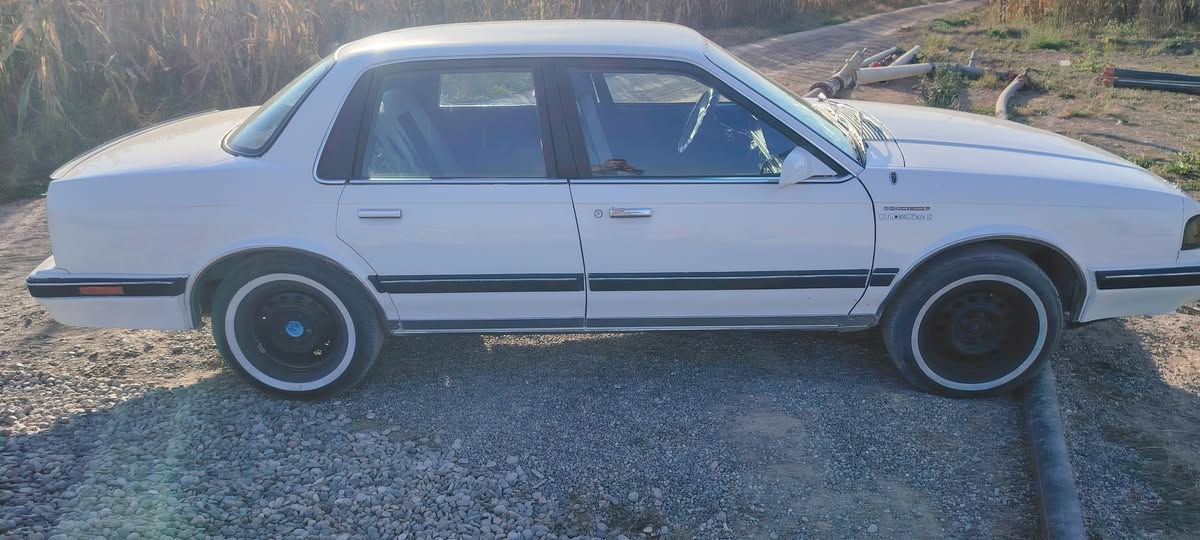 سلام عليكم سيارة اولدز للبيع رقم نينوى سنوية صاقطة سيارة جاهزة محرك كير بلادي  مرشوشة جمالية السعر 30$ وبيهة مجال الاتصال على هذا الرقم ***********
