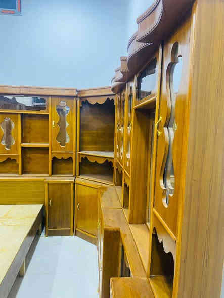 غرفة نوم عراقي متكونة من 6قطع نضيفة فول صاج عراقي السعر 900 العنوان الرمانة الاستفسار علرقم ***********
