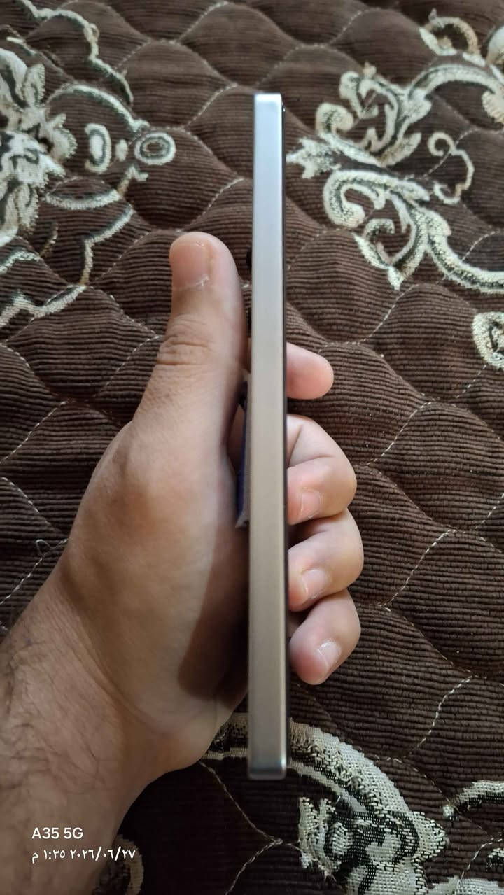 تكنو كامون30برو 5g ذاكره256/12 دبل شريحه جهاز كلش نظيف مواصفاته معروفه شاشه144هرتز يدعم بوبجي90فريم
تصوير فيديو 4k 60هرتز بطاريته5000 بي مشكله بالبورد مالته مرات يشتغل ويلمس طبيعي ومرات لااا
ابيعلك شاشه+بطاريه+كامرات+بورد الشحن+شريط ناقل
السعر 135وبي مجال بسيط
مكاني بغداد البلديات بغداد, العراق


**إذا كنت صاحب هذا الإعلان وتريد حذفه لأي سبب، رجاءا أرسل رسالة إلى الدعم الفني**
