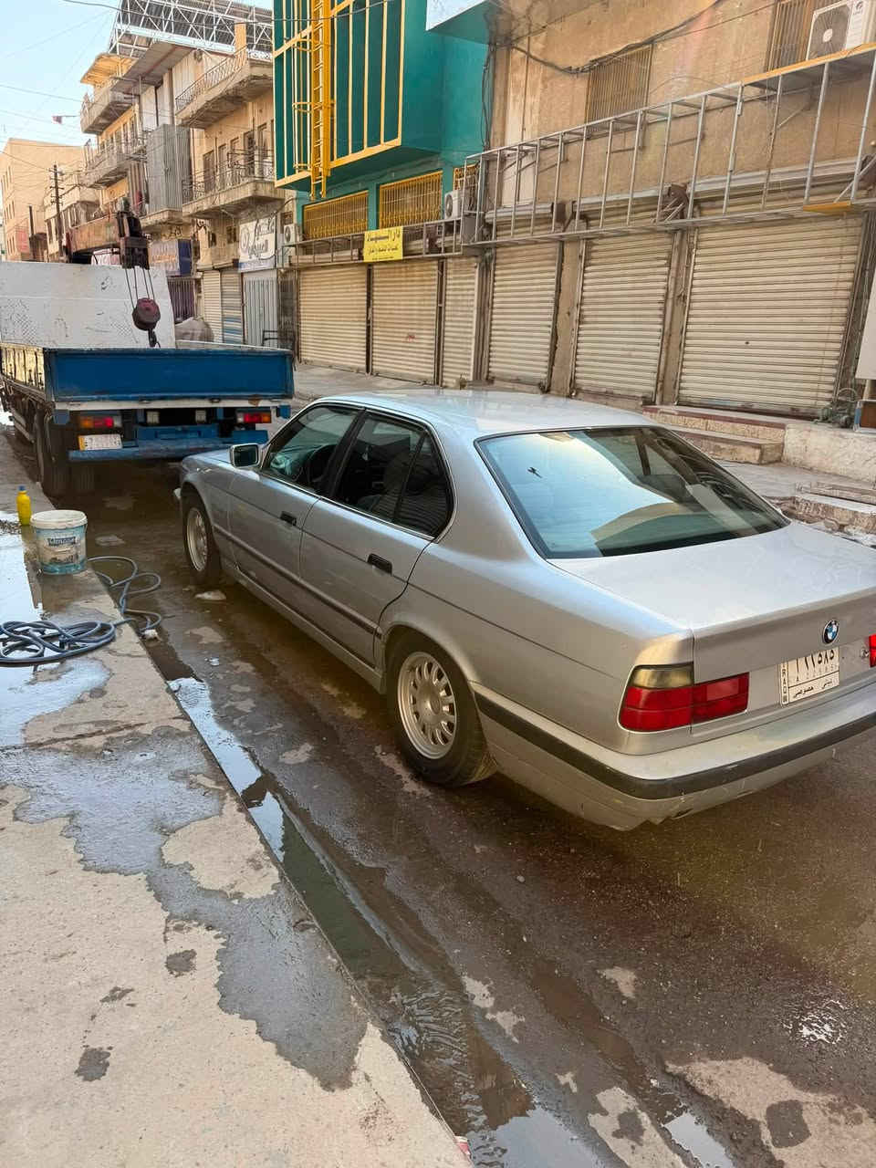 السلام عليكم BMW موديل 90🫰 525 رقمها ديالى بأسمي تحويل ثاني يوم سعرها 65 ورقه العنوان بغداد شارع الكفاح ***********الاستفسار
