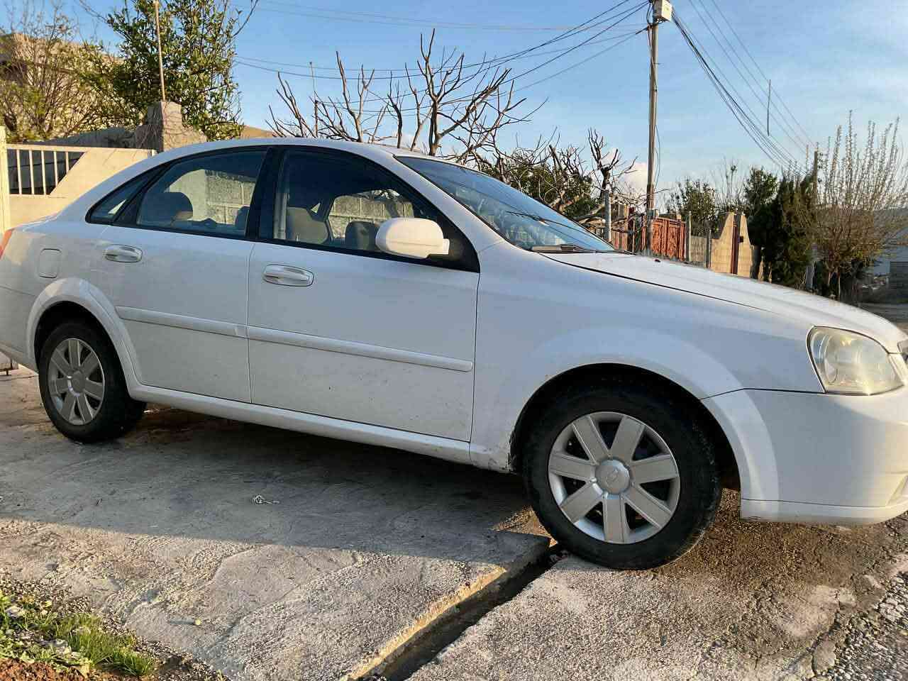 بەناوی خودای بەخشندەی میهرەبان 
شوفلێت ئۆپترا 2010 
ڕەقەم سلێمانی 
سەنەوی بەناو خۆمانەوەیە 
گێڕ ئۆتۆماتیک 
گێڕ ومەکینەو توندوتۆڵی بەشەرت
کارەبایی و چوار تایەی لۆک بەشەرت 
دەعم و لێدراوی بەشەرت 
دووپارچەی بۆیاغە 
سەنەوی و وەکالە و پەنجەمۆر بەشەرت 
سەیارەکە هی ماڵیە زۆر پوخت ڕاگیراوە
سعری 83 گەڵاو معامەلە
شوێن قەڵادزێ 
ژ.م ***********
واتس ئەپ و مسنجەر کراوەیە.. رانية, السليمانية
