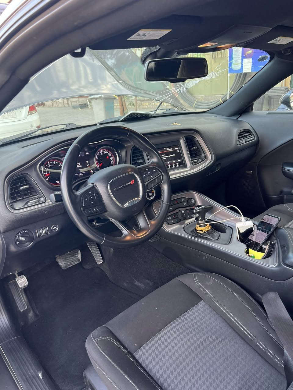 السلام عليكم للبيع
جالنجر sxt 2023 
حادث جاملغ و بنيد مبدل 
فحص موقت بدون رقم دخول جديد 
السعر 175


**إذا كنت صاحب هذا الإعلان وتريد حذفه لأي سبب، رجاءا أرسل رسالة إلى الدعم الفني**