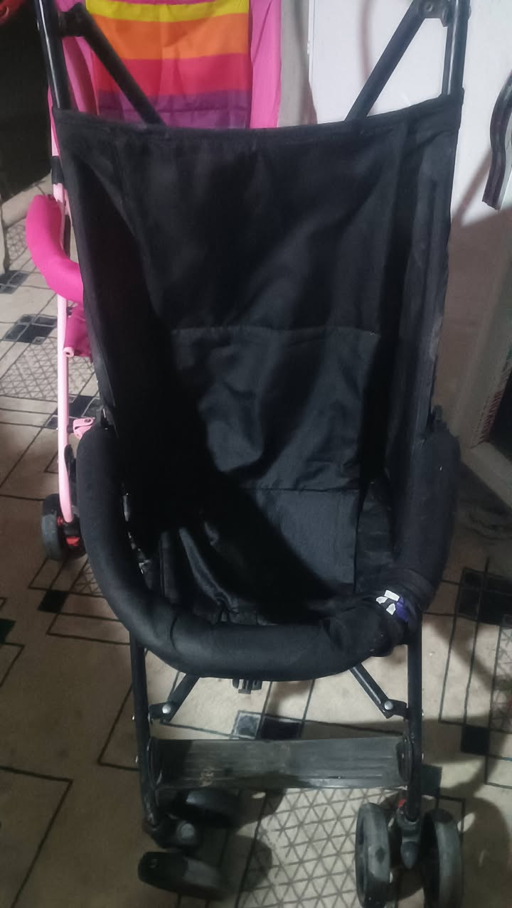 عريانه 20مبرده50تخم150طباخ150مجمده125.  وتساب***********
