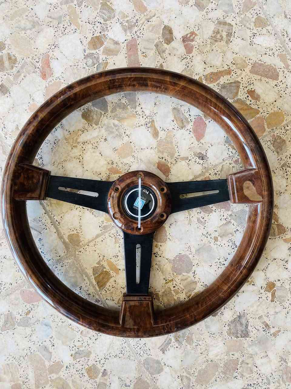 القطعه ب50 مع التوصيل


**إذا كنت صاحب هذا الإعلان وتريد حذفه لأي سبب، رجاءا أرسل رسالة إلى الدعم الفني**