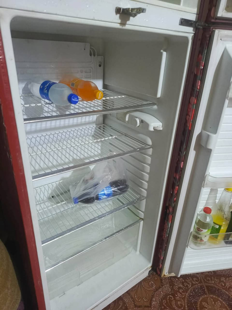 ثلاجه للبيع نظيفه وتجميدها فول المكان الحمزه الغربي السواجي


**إذا كنت صاحب هذا الإعلان وتريد حذفه لأي سبب، رجاءا أرسل رسالة إلى الدعم الفني**