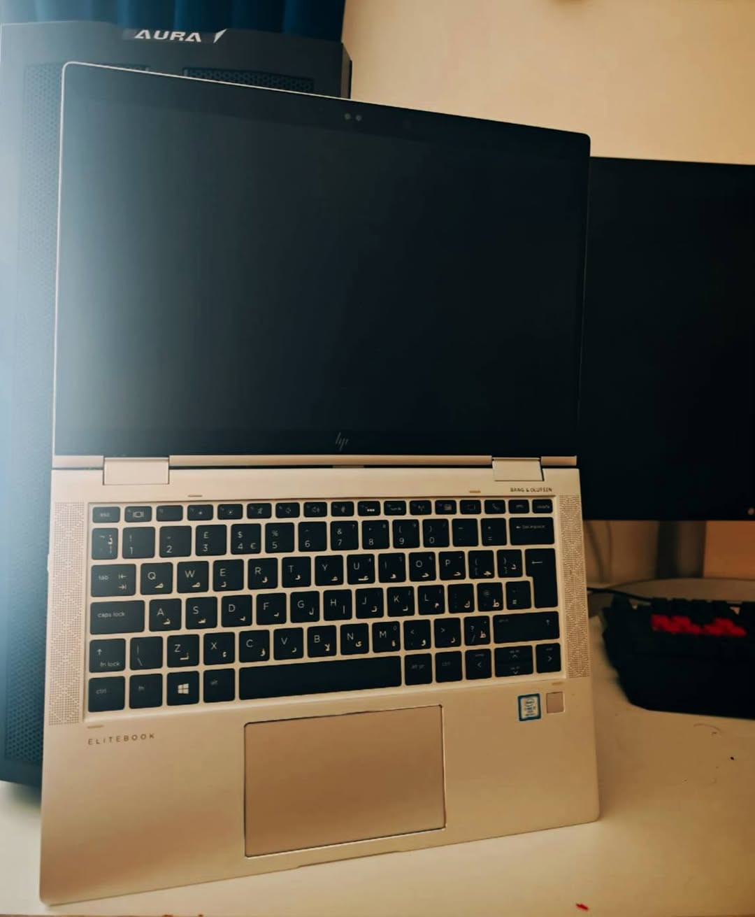 السلام عليكم لابتوب hp المواصفات مثل ما في الصورة الابتوب نظيف جداا الشاشة لمس
للتواصل واتساب ***********
