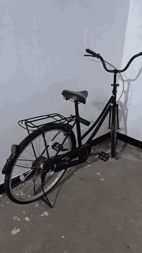 سلام عليكم باسكل للبيع نضيف المكان نجف عمود120 مديل2022السعر 110وبي مجال حك الجيه هاذه رقم واتساب***********
