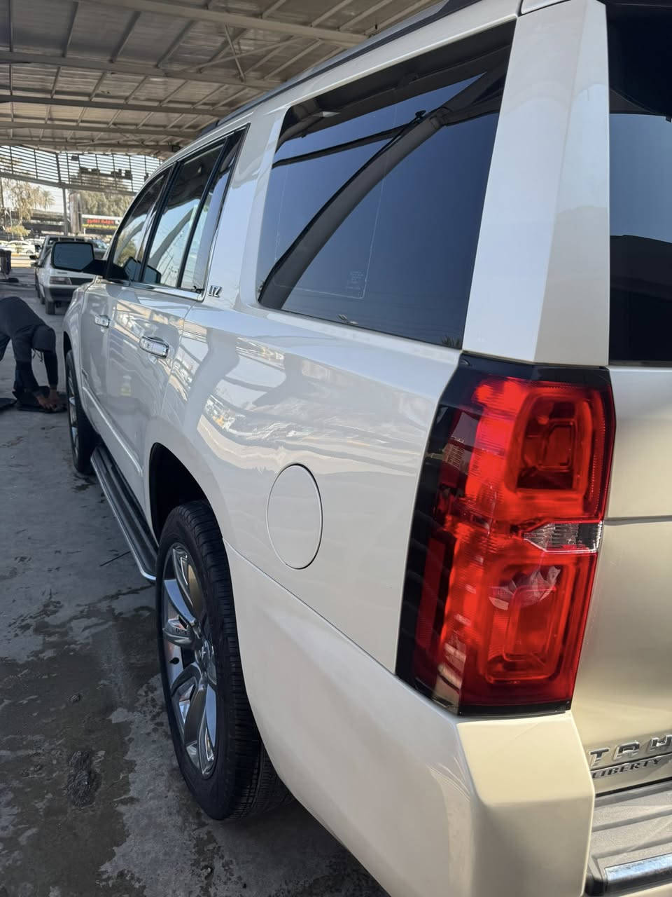 تاهو للبيع او مراوس بأحدث
موديل 15

LTZ يعني 1/1

وارد خليجي 

كفالة عامه من صبغ وتبديل والفتح

ماشيه 150 الف كيلو حقيقي وعلى فحص

مكانين بارد فقط

مكينة كير حدادية تخم تاير كامله مكملة سيارة 

***********
