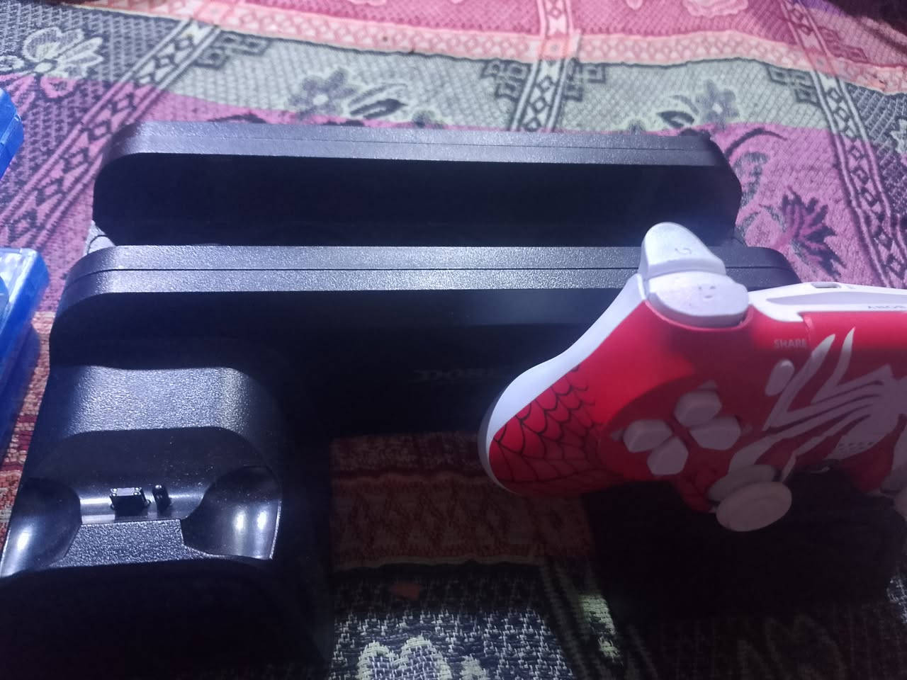 السلام عليكم 
اقراص عدد 6سعر القرص 15
جوستك عدد1سعره الجوستك20بي مجال
شاحنه جوستك العدد واحد سعرها ب25
وذا كلهن شلع اقراص وجوستك وشاحنه ب60.عنوان بغداد شارع فلصطين.ارقام.***********.
***********
