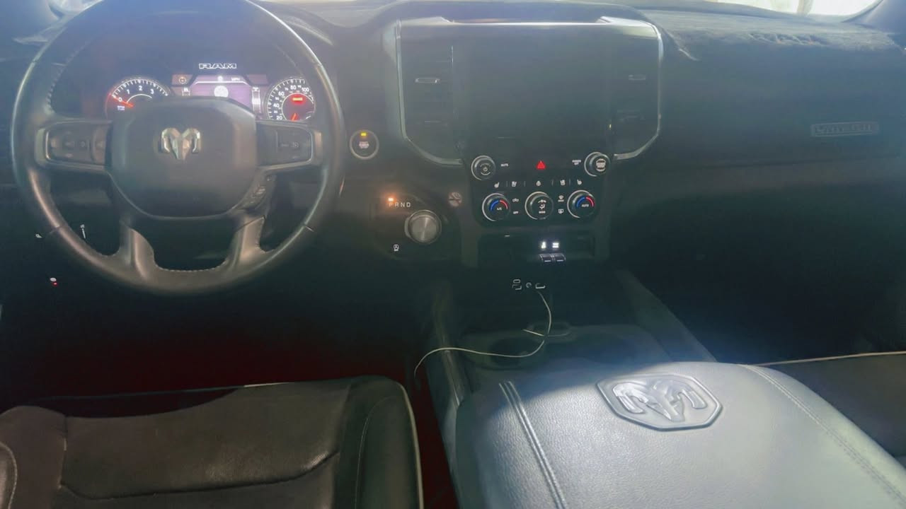 سلام عليكم البيع او امراوس سياره رام موديل ٢٠٢٤ ماشيه ٨  تالاف كيلو سياره كلش حلوه بيه ٤ قطع بدون دواخل فول عده الفتحه السعر ٣٣٠ بيع او امراوس ***********
