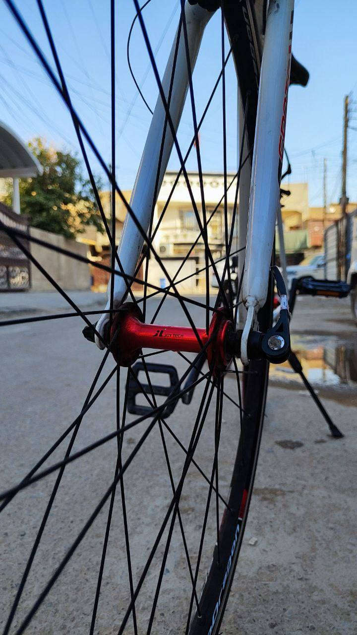 بايسكل C700 ماركة StepDragon
البايسكل نظيف حيللللل مابي أي نقص
گير عقرب شيمانو شغالات
ويالة وكشن ورگبه مختمات StepDragon 
بطيخات Joytech 
السعر 150
العنوان حي الجهاد 
***********
