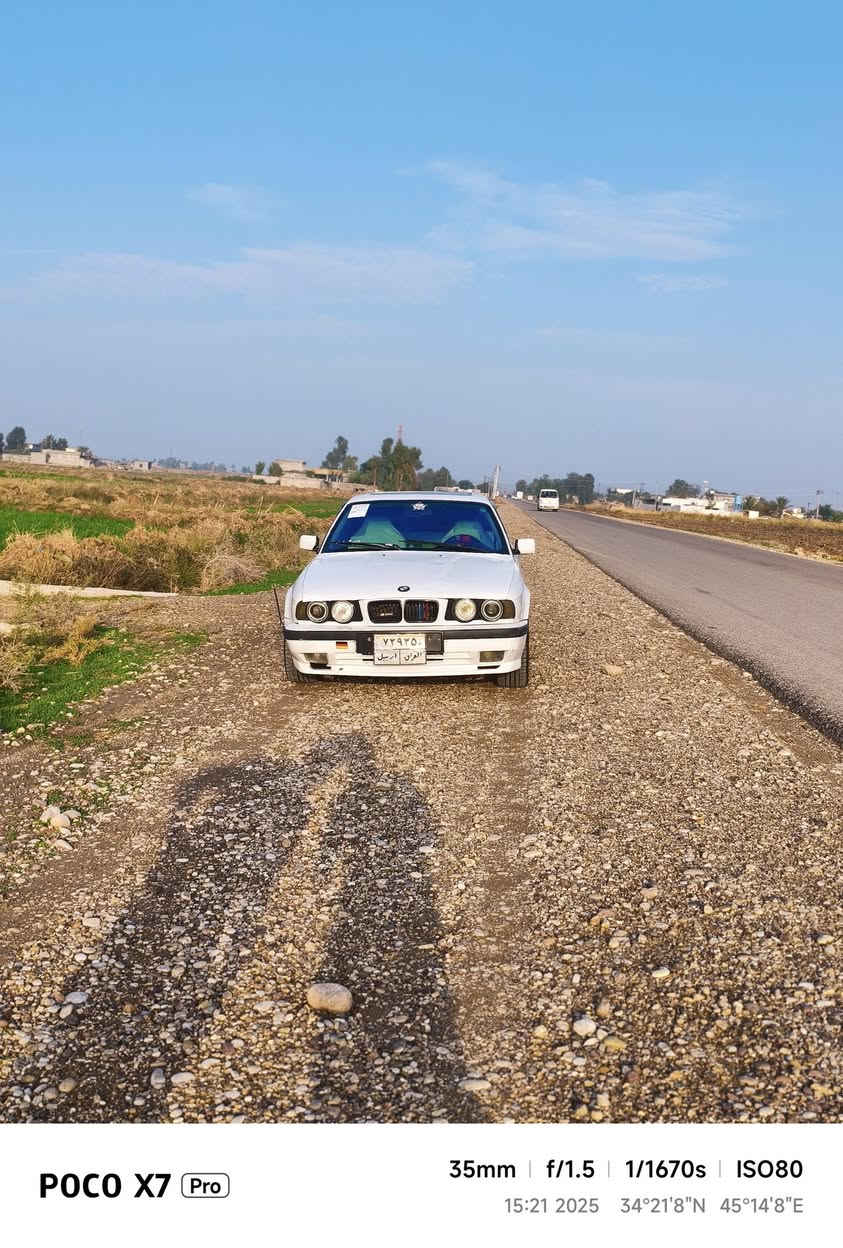 للبيع ومراوس سياره بي ام دبليو 525 

سياره صبغ عام بدون حادث قوي فقط طختين خفاف 

كير عادي و مكينه كبس بي تبخير قليل و سياره من ناحيه كماليات مرتبه كلش شبابي  مكان سياره ديالى جلولاء السعر 50 رقمي ***********
