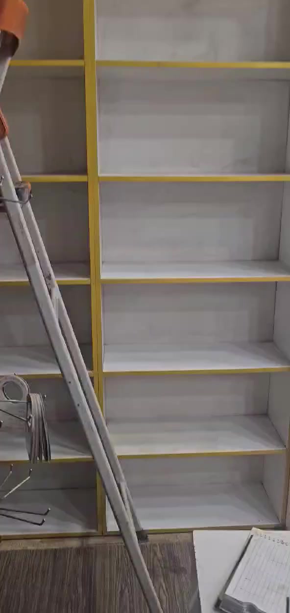 شيوته وفلاتر بأنواعها وفلاتر دهن بأنواعها عل 2000 دينار قطعه رقمي مكانه الدوره بغداد ***********
