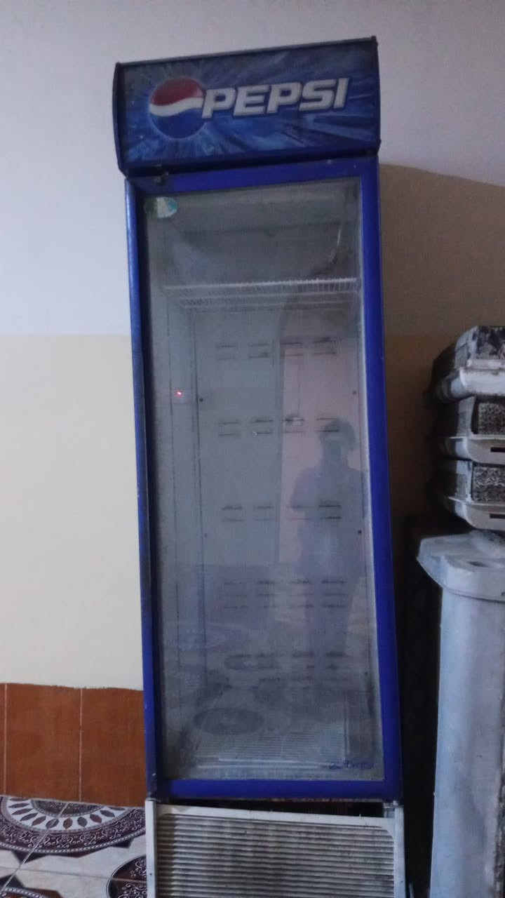 عرضه لبيع شرط شاغله السعر 120الف***********بي وتساب
