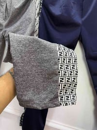 حرير ناعم • مقاسات M-4XL • درزن 12