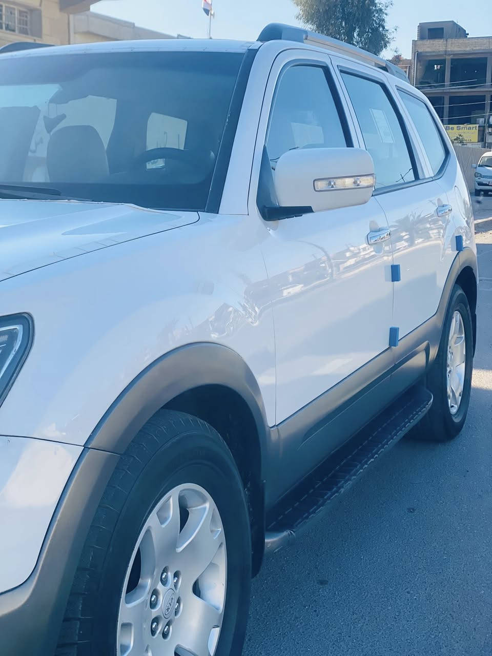 سلام عليكم كيا موهافي باسمي موديل2013 فوووول مواصفات اعلى فئة👌 واحد على واحد💯
المكينة6/3800سلندر گير و مكينة جدد لوك ناعمة بدون رواجز و تبخير سيارة خير من الله 
المواصفات:
1-منظومة زينون عالي ناصي.
2-بك لايت LED.
3-ماشية 99الف حقيقي.
4- دفع رباعي.
5- فتحة سقف.
6-بصمة ابواب.
7-بصمة تشغيل.
8-اشارة ترحيب.
9-تدفئة و تبريد كشنات.
10-تبريد ثلج ثلاث قطع.
11-ثلاجة بالتجوه.
12-الداخل جلد.
13-شاشة كبيرة.
14-خزن ميموري.
15-كشنات كهرباء.
16-مري قلاب.
17-تخم تاير جديد.
18-باتري جديد.
19-تبريد بيانو.
20-زراگات دعامية.
21-باب خلفي شفط كهرباء.

———————————————-
السونار مرفوق مع الصور
وبيها صبغ گد شبر جوا البك لايت جهة السايق
———————————————
سنوية جديدة
هزة جديدة
رقم دولي جديد
———————————————
مكان السيارة 
بغداد/حي اور////
———————————————
السعر:(150) وبيها مجال
للاستفسار:***********
