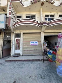 محمل للإيجار • واجهة ٤م • نزال ١٣