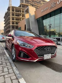 المواصفات : سوناتا 2019 امريكي محرك 2400 . سقف بانوراما وسلايد  . لايت...